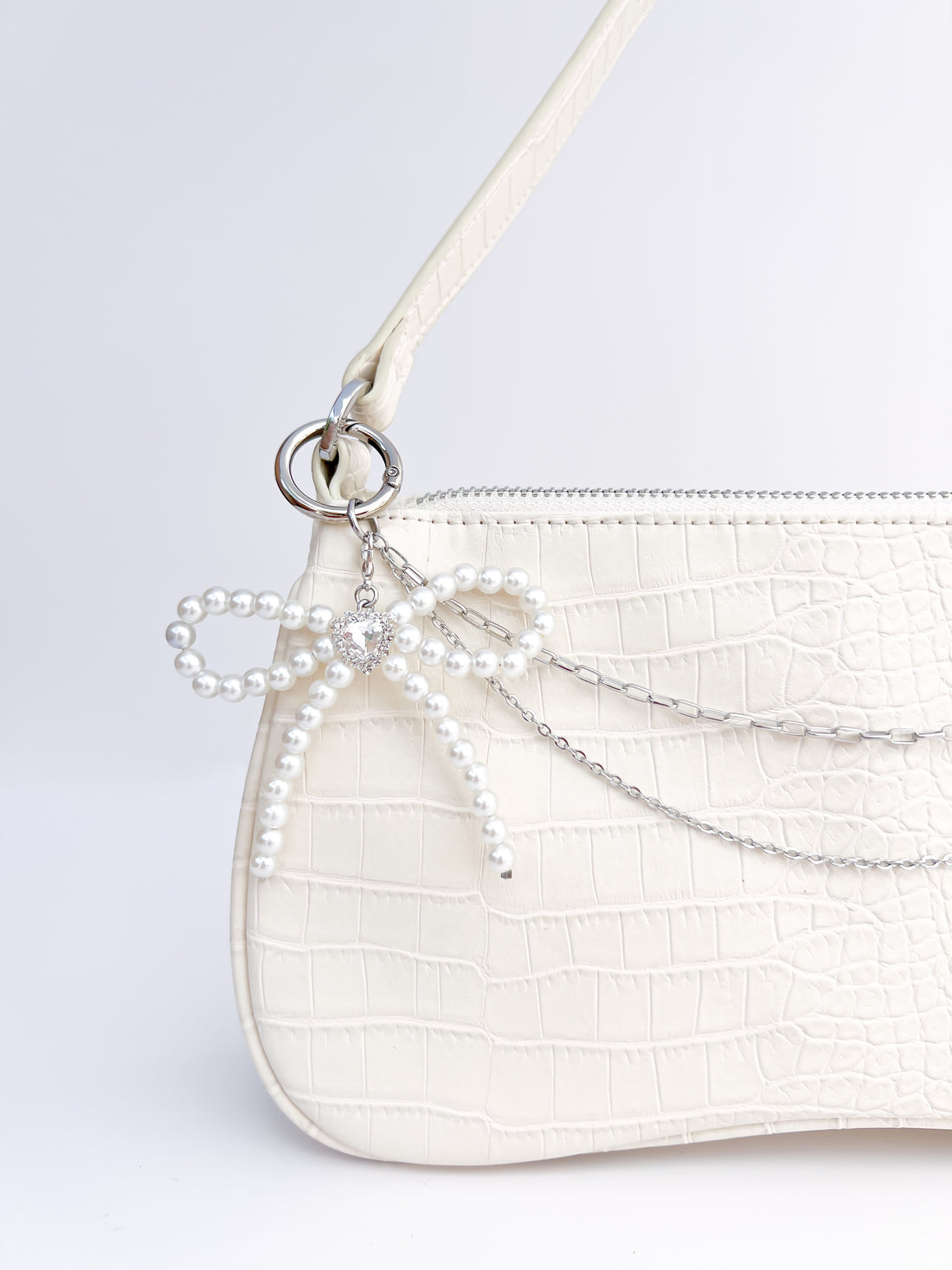 Small Pearl Bow Charm